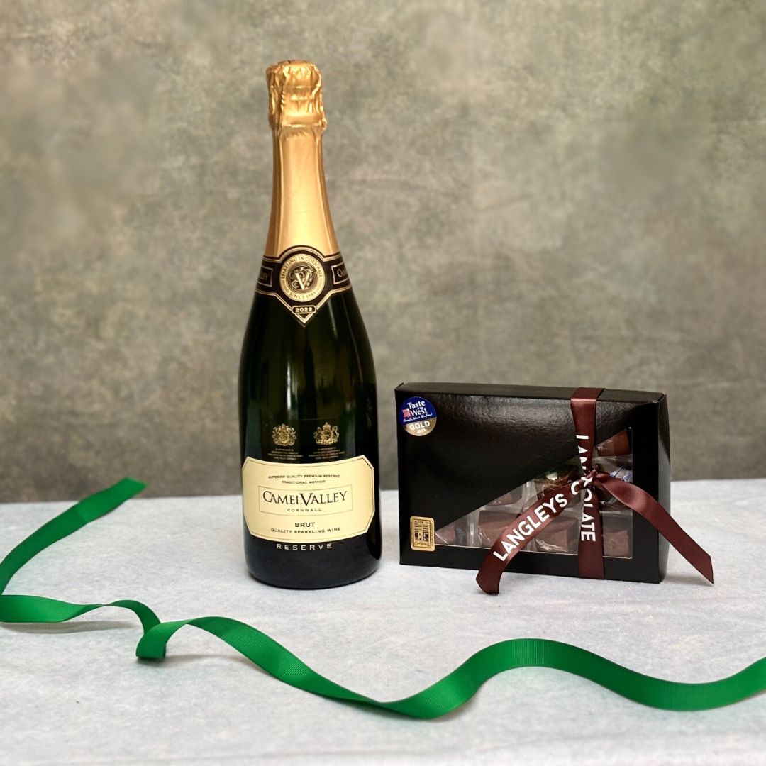 Christmas Fizz & Artisan Chocolates Hamper