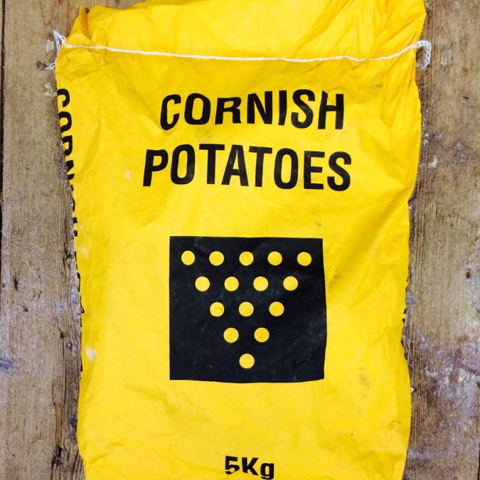5kg sack of unwashed Cornish potatoes grown in West Cornwall