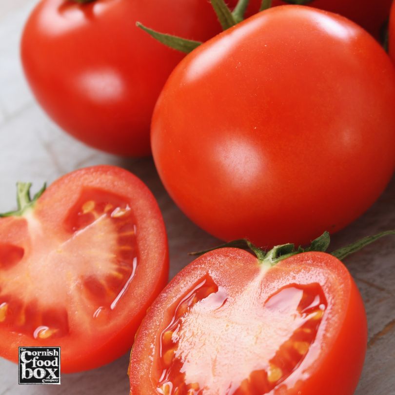 Red tomatoes cut open