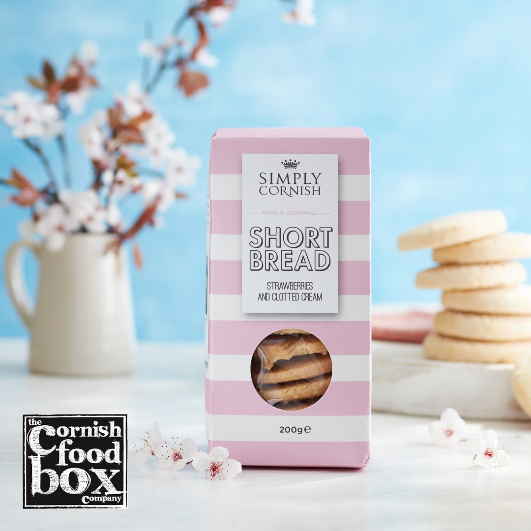 Simply Cornish Clotted Cream with Strawberry Shortbread Biscuits