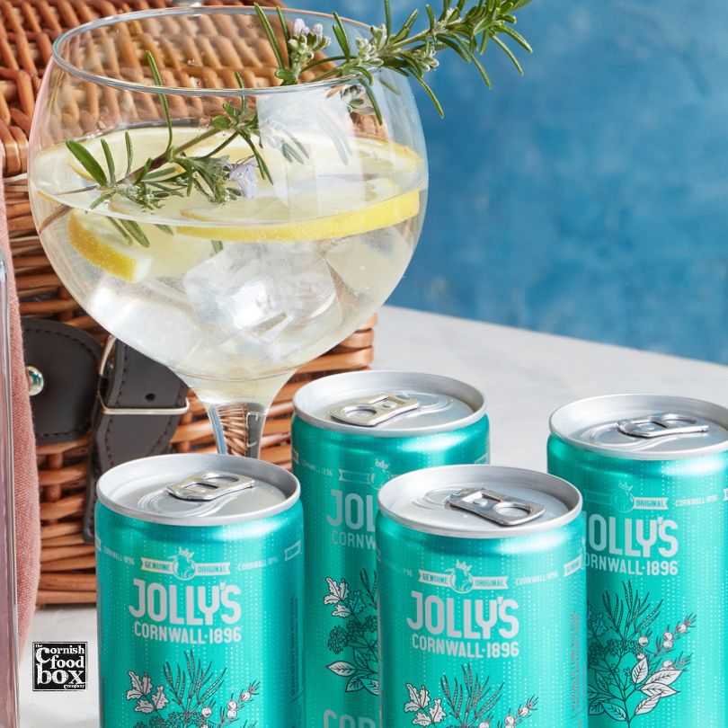 Cornish Gin Hamper with Loveday Falmouth Dry Gin, Cornish tonic water bottles, fresh citrus garnish and gift packaging.